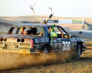 Illustration for article titled The Top 152 Lemons Of The 24 Hours Of LeMons Arse Freeze-A-Palooza 2009!